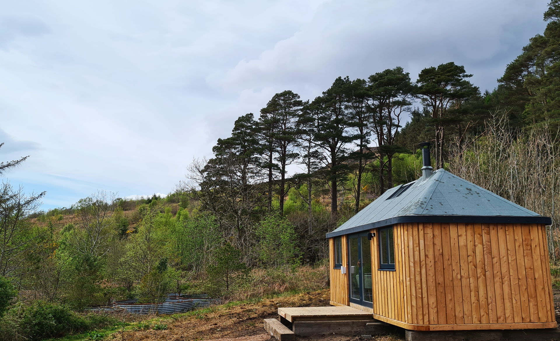 accommodation chalet built in knoydart